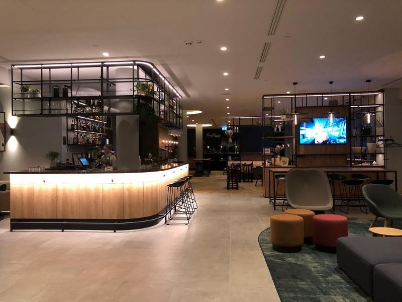 Hilton Garden Old Town Hotell 4*
